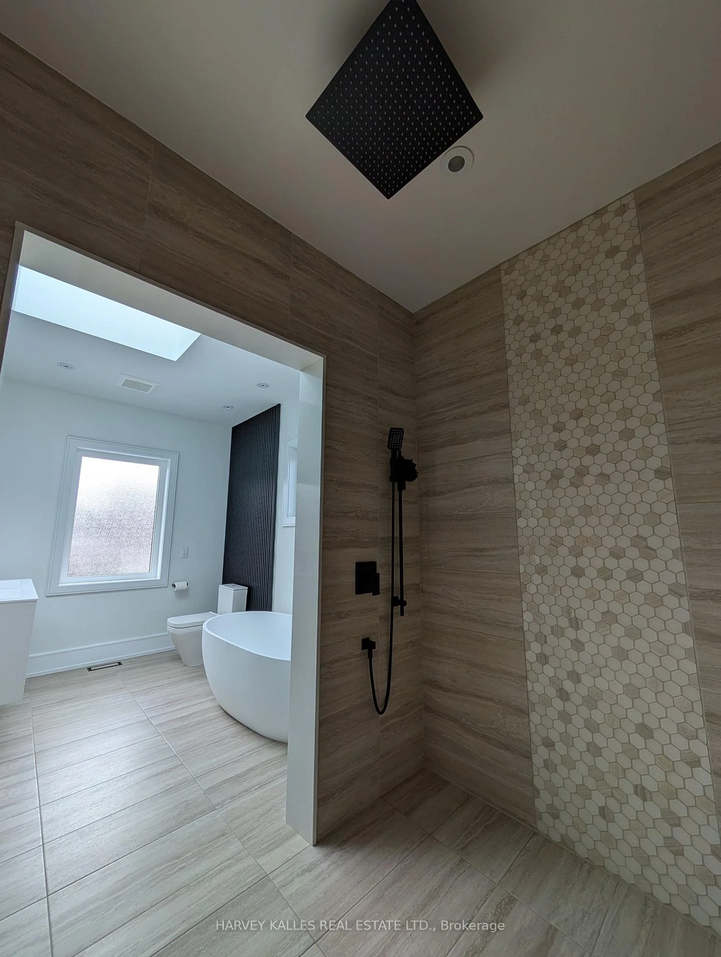 Photo 8 of 3279 Lakeshore Road, Burlington, Roseland — HOMEH