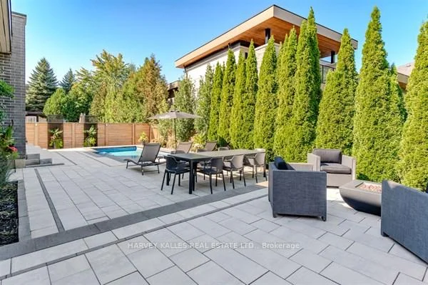 Photo 9 of 3279 Lakeshore Road, Burlington, Roseland — HOMEH