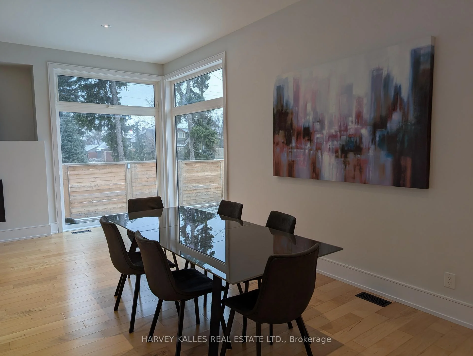 Photo 24 of 3279 Lakeshore Road, Burlington, Roseland — HOMEH