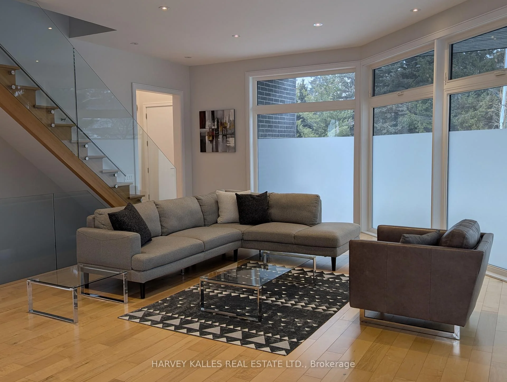 Photo 25 of 3279 Lakeshore Road, Burlington, Roseland — HOMEH