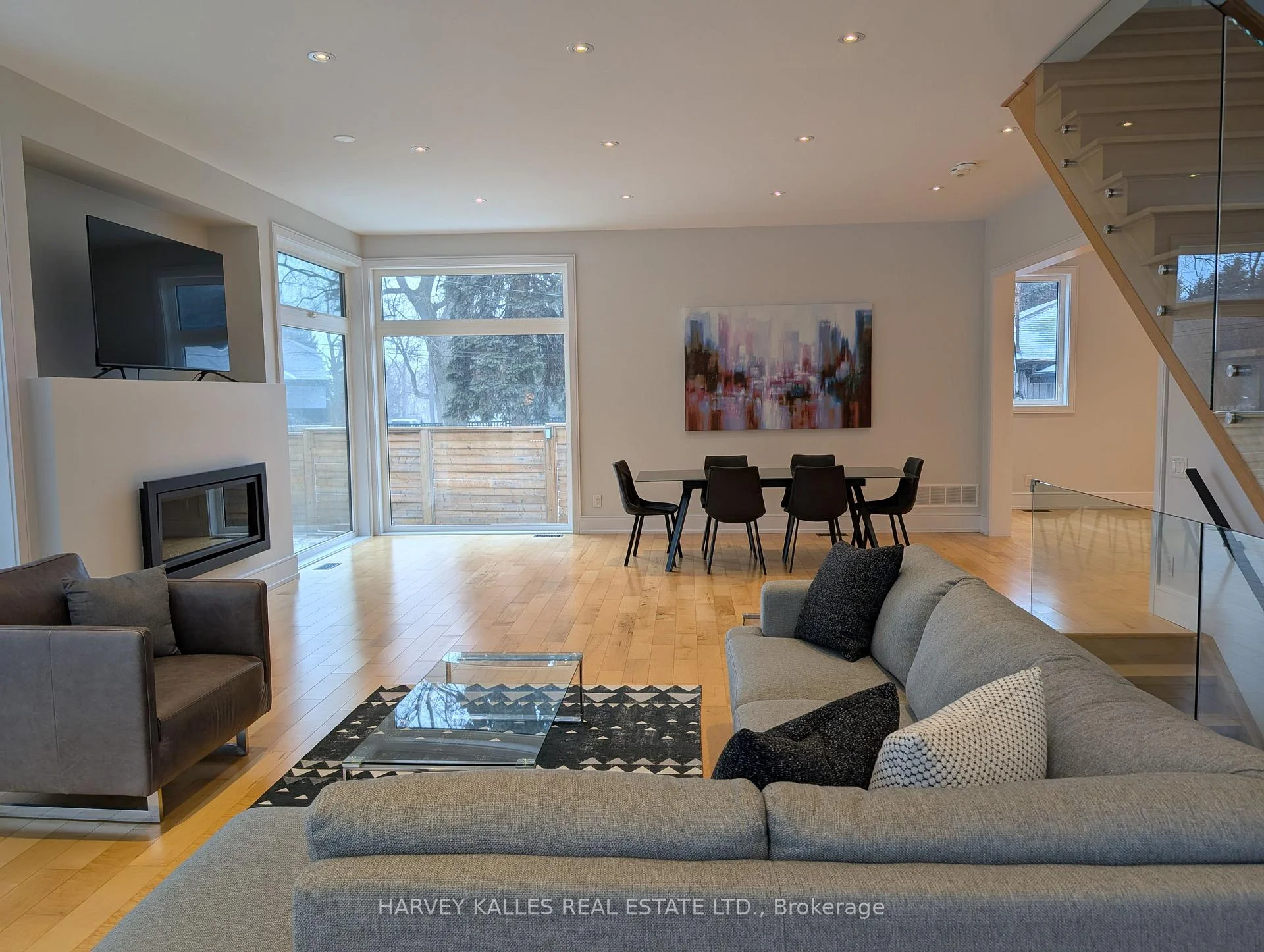 Photo 26 of 3279 Lakeshore Road, Burlington, Roseland — HOMEH