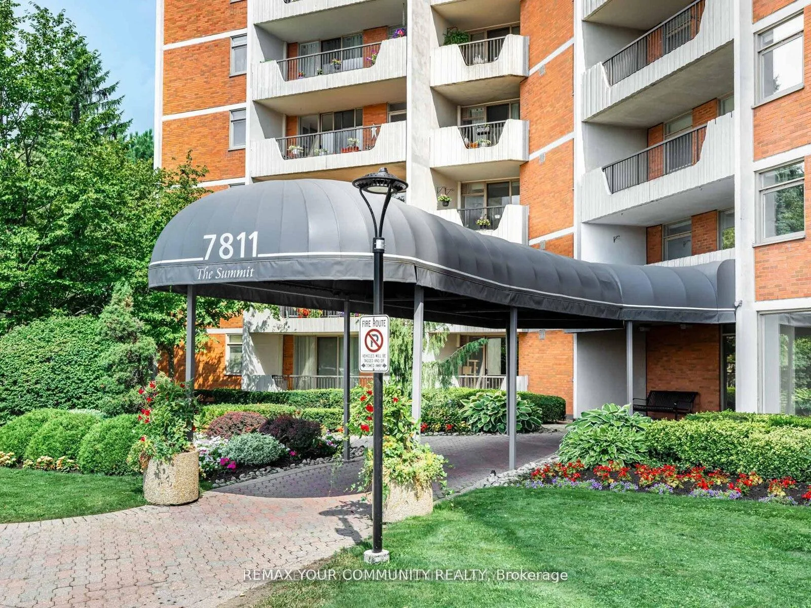 Photo 2 of Unit 508, 7811 Yonge Street, Markham, Royal Orchard — HOMEH
