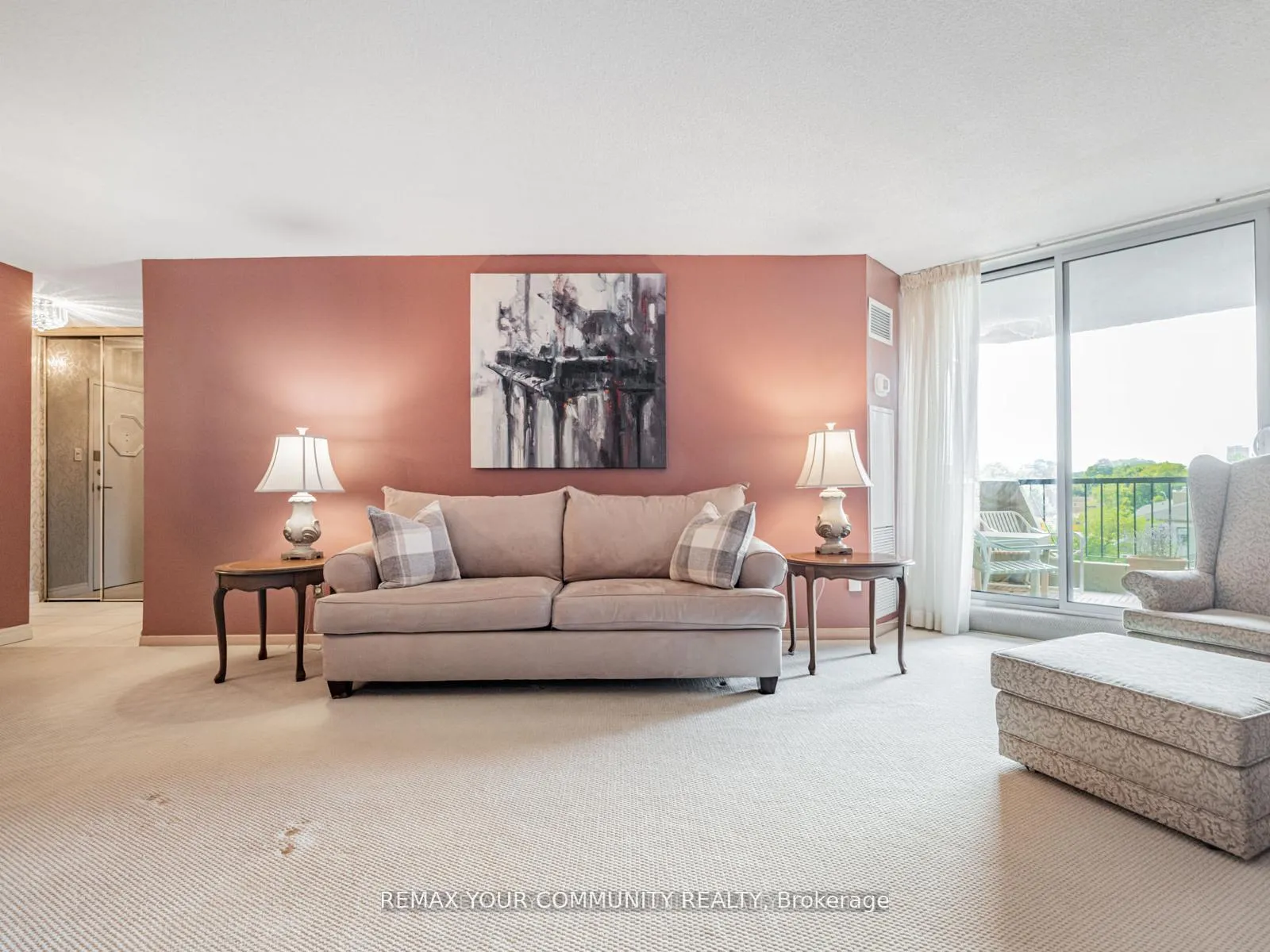 Photo 6 of Unit 508, 7811 Yonge Street, Markham, Royal Orchard — HOMEH