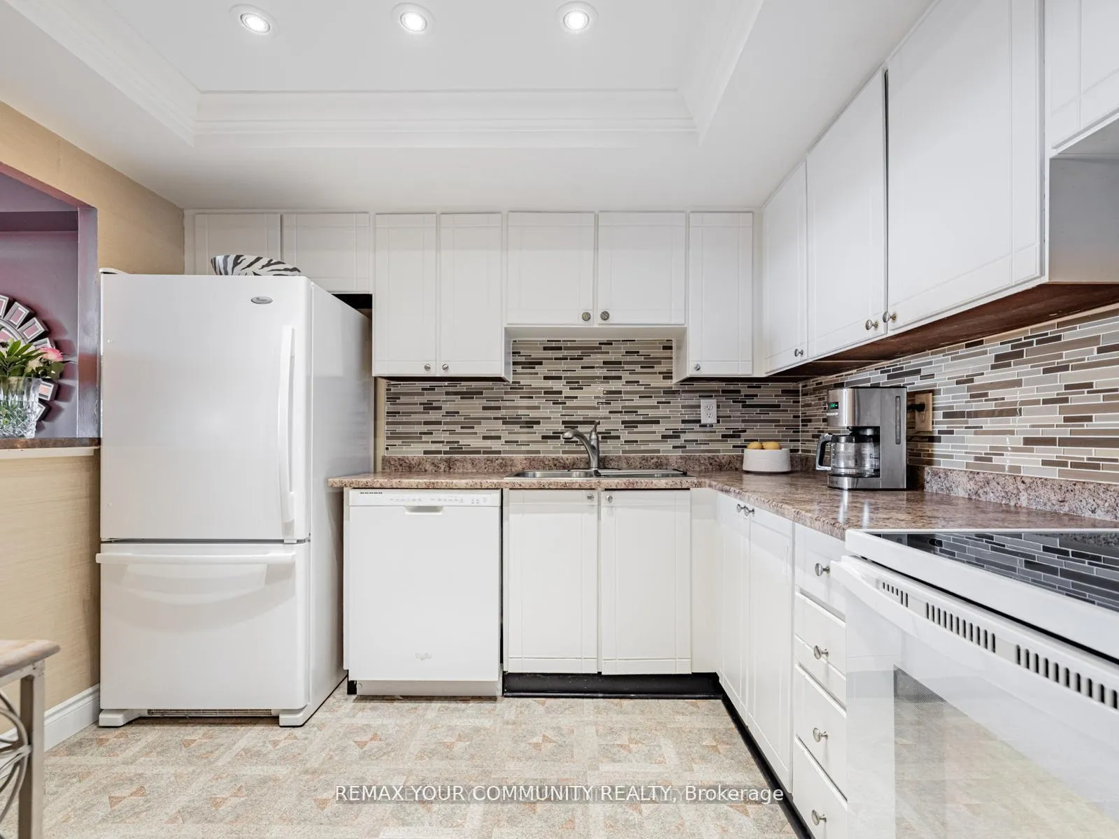 Photo 14 of Unit 508, 7811 Yonge Street, Markham, Royal Orchard — HOMEH