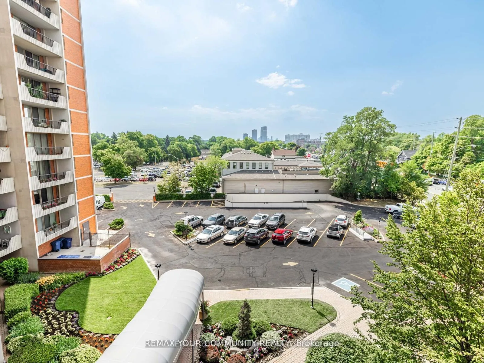 Photo 24 of Unit 508, 7811 Yonge Street, Markham, Royal Orchard — HOMEH