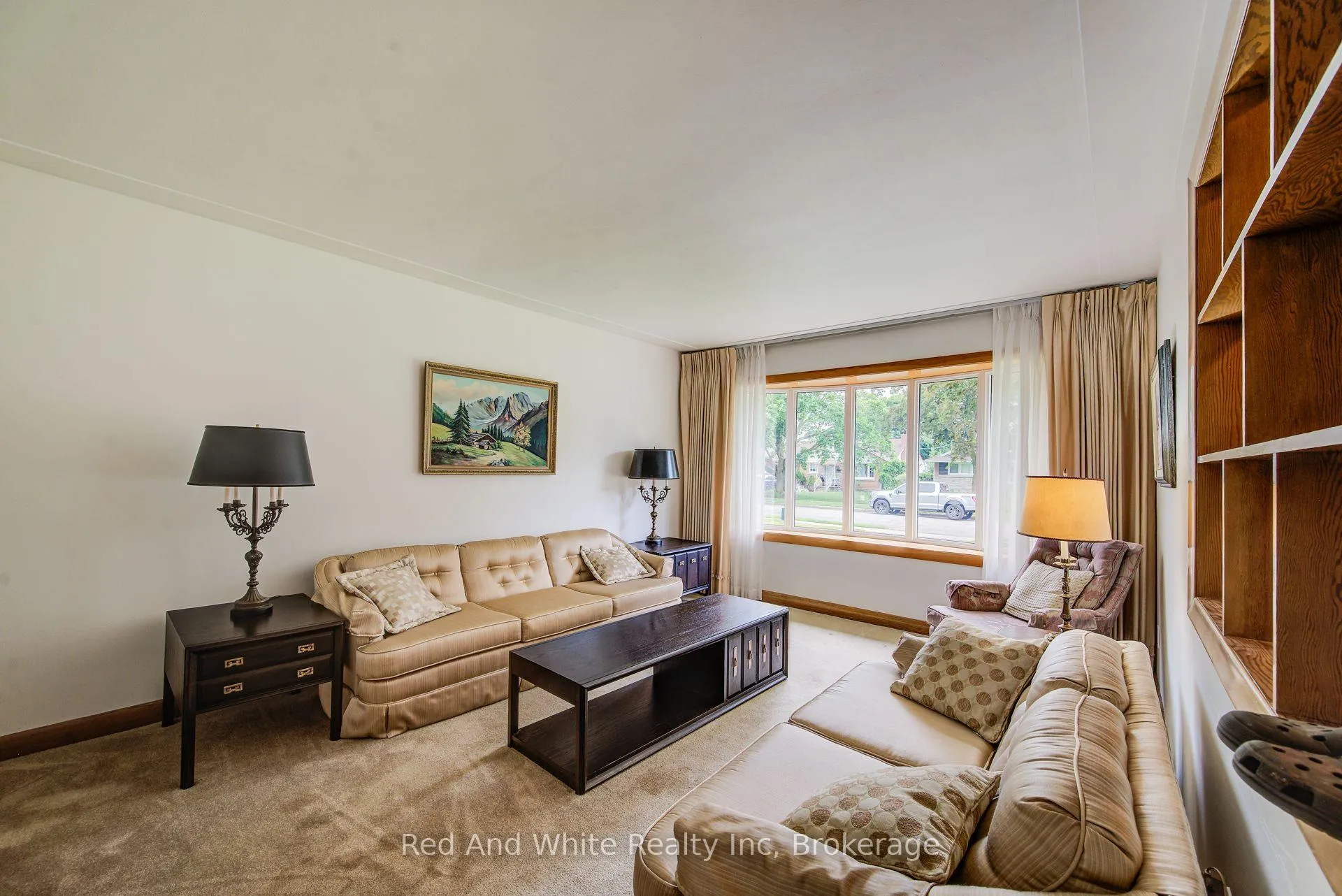 Photo 6 of 104 Elgin Crescent, Waterloo — HOMEH
