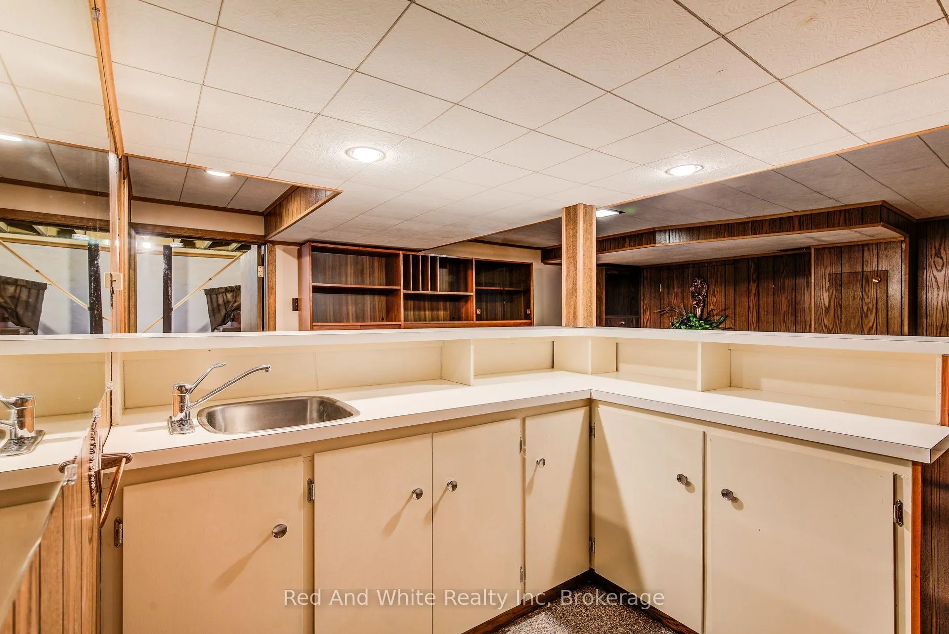 Photo 27 of 104 Elgin Crescent, Waterloo — HOMEH