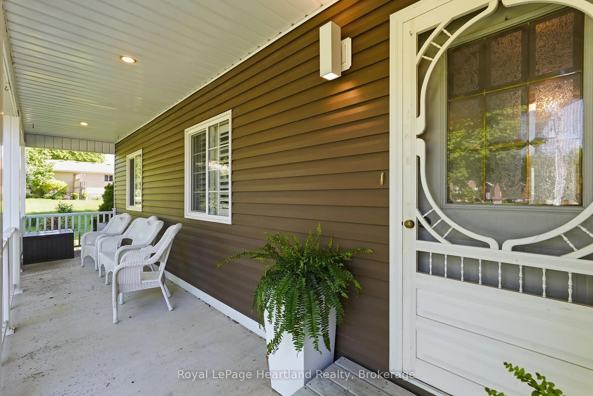 Photo 4 of 2015 Alma Street, Howick — HOMEH