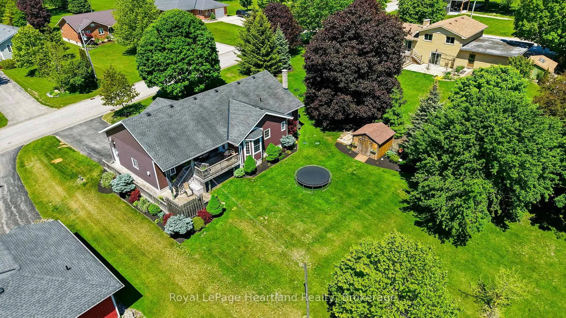 Photo 47 of 2015 Alma Street, Howick — HOMEH