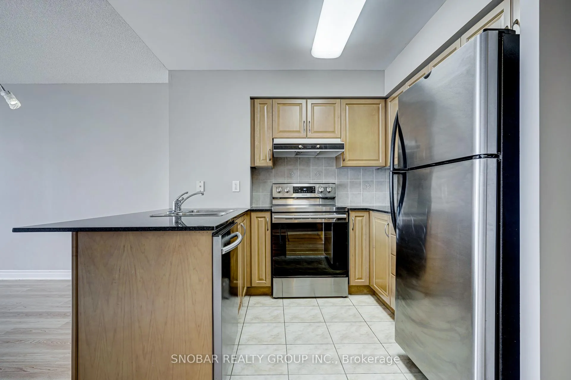 Photo 10 of Unit 1110, 60 Disera Drive, Vaughan, Beverley Glen — HOMEH