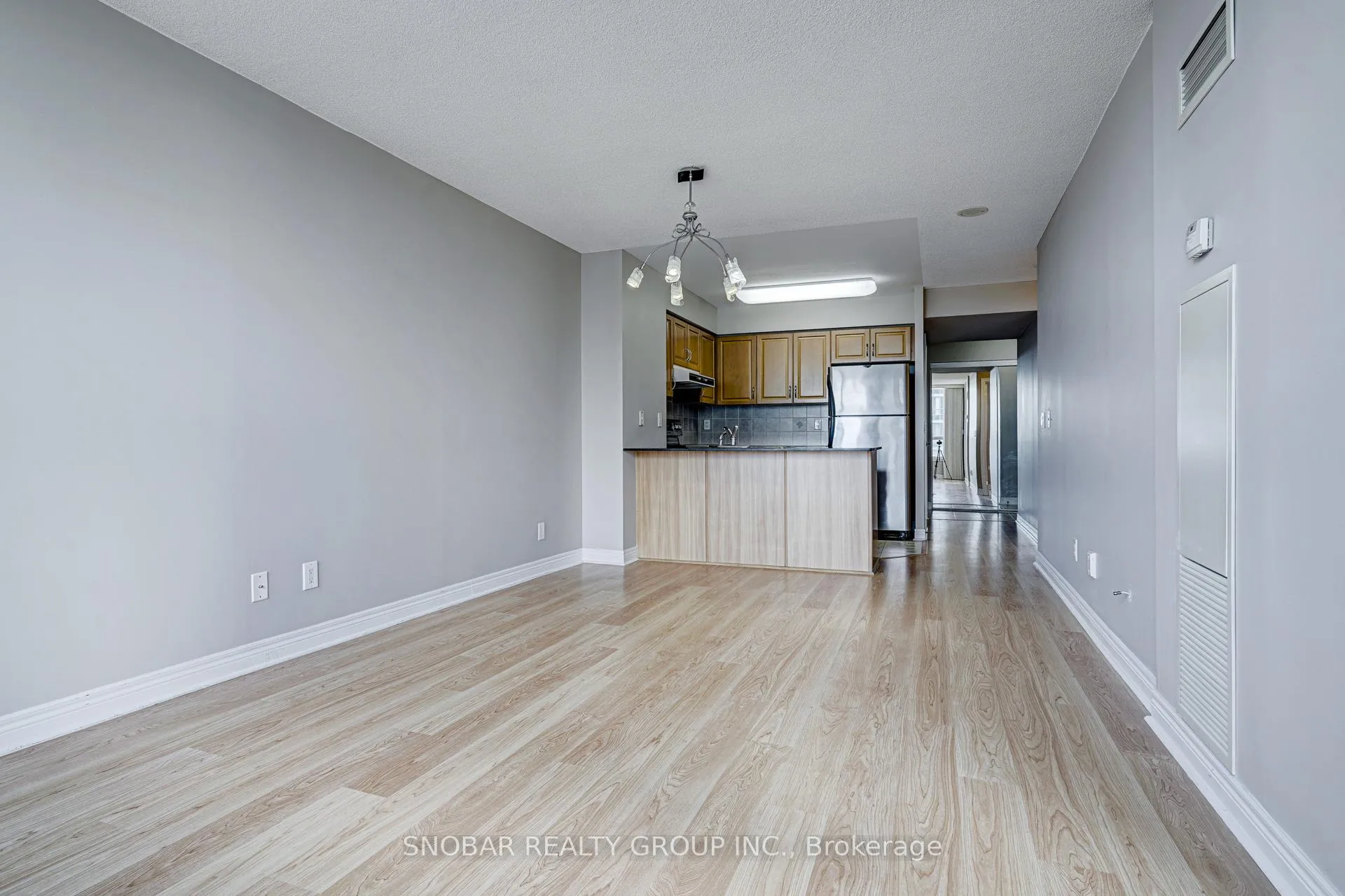 Photo 12 of Unit 1110, 60 Disera Drive, Vaughan, Beverley Glen — HOMEH