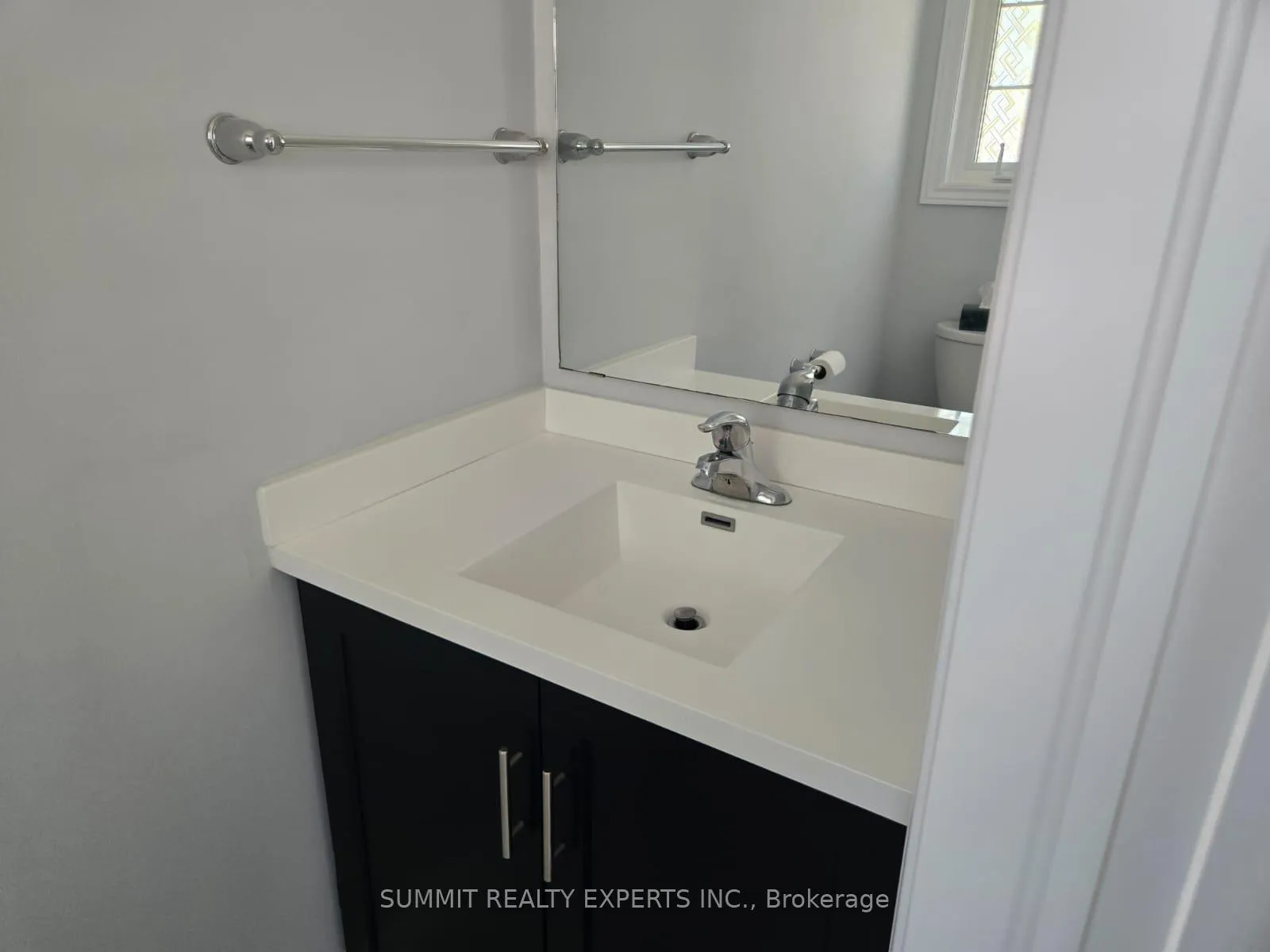 Photo 6 of Unit 8, 324 Equestrian Way, Cambridge, Preston Heights — HOMEH
