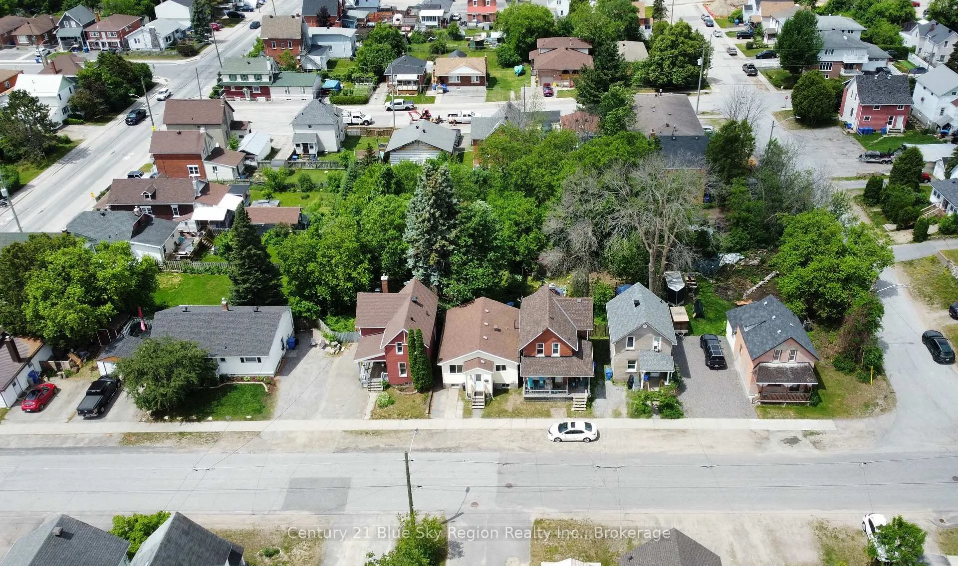 Photo 33 of 463 Mcleod Street, North Bay, Central — HOMEH