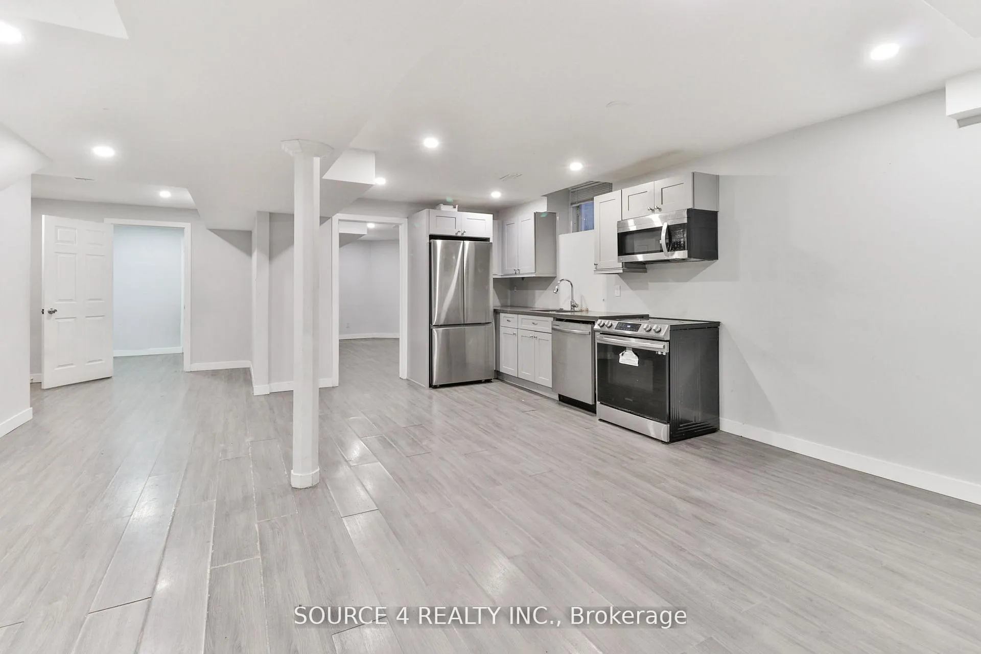 Photo 27 of 262 Livingstone Street E, Barrie, Little Lake — HOMEH