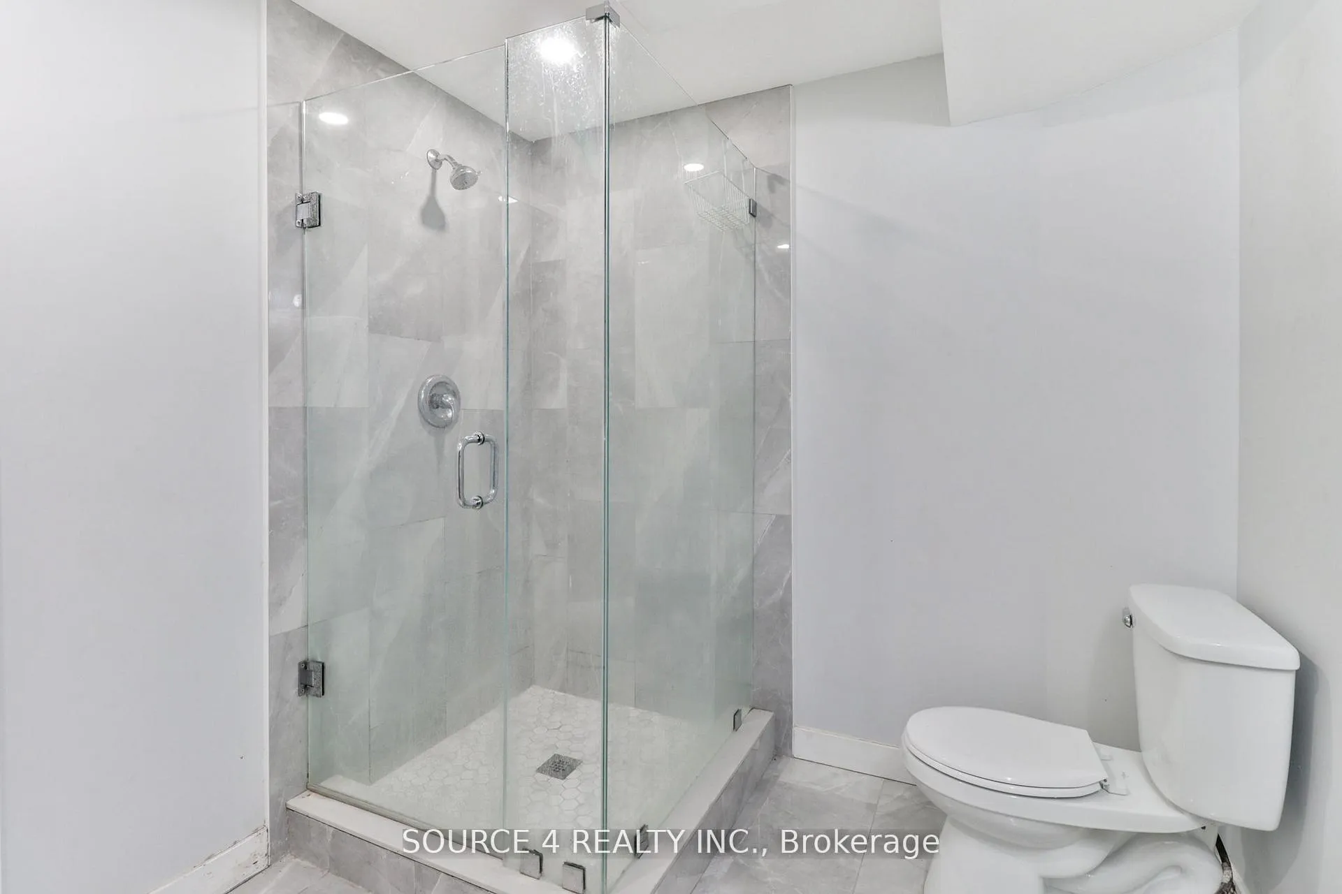 Photo 34 of 262 Livingstone Street E, Barrie, Little Lake — HOMEH