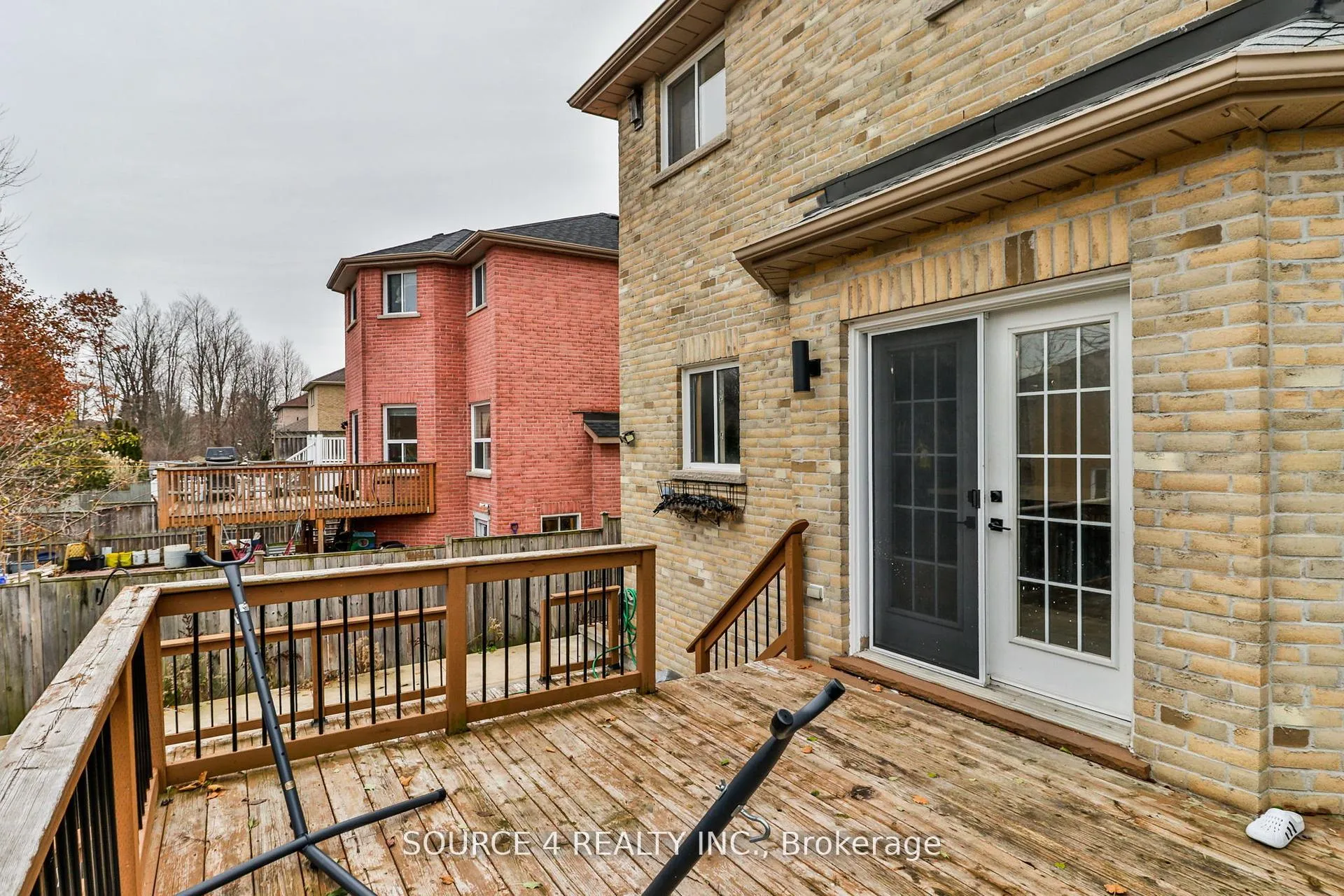 Photo 38 of 262 Livingstone Street E, Barrie, Little Lake — HOMEH