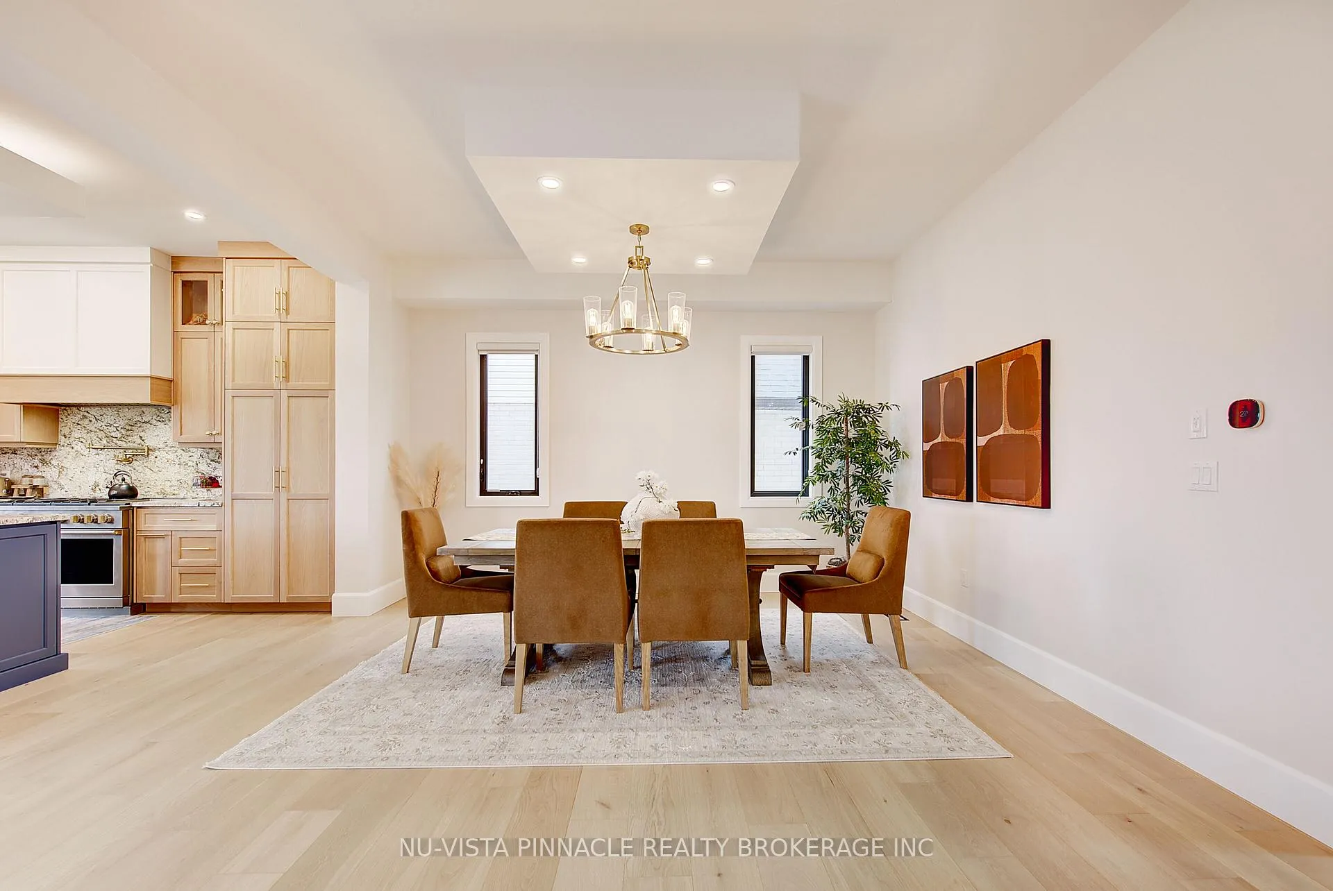 Photo 7 of 564 Creekview Chase, London, North R — HOMEH