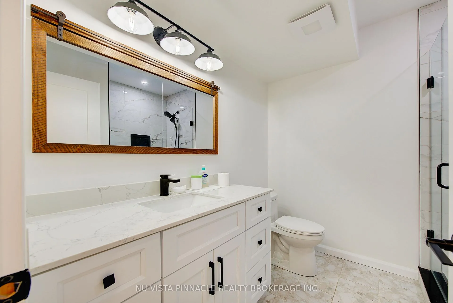 Photo 43 of 564 Creekview Chase, London, North R — HOMEH