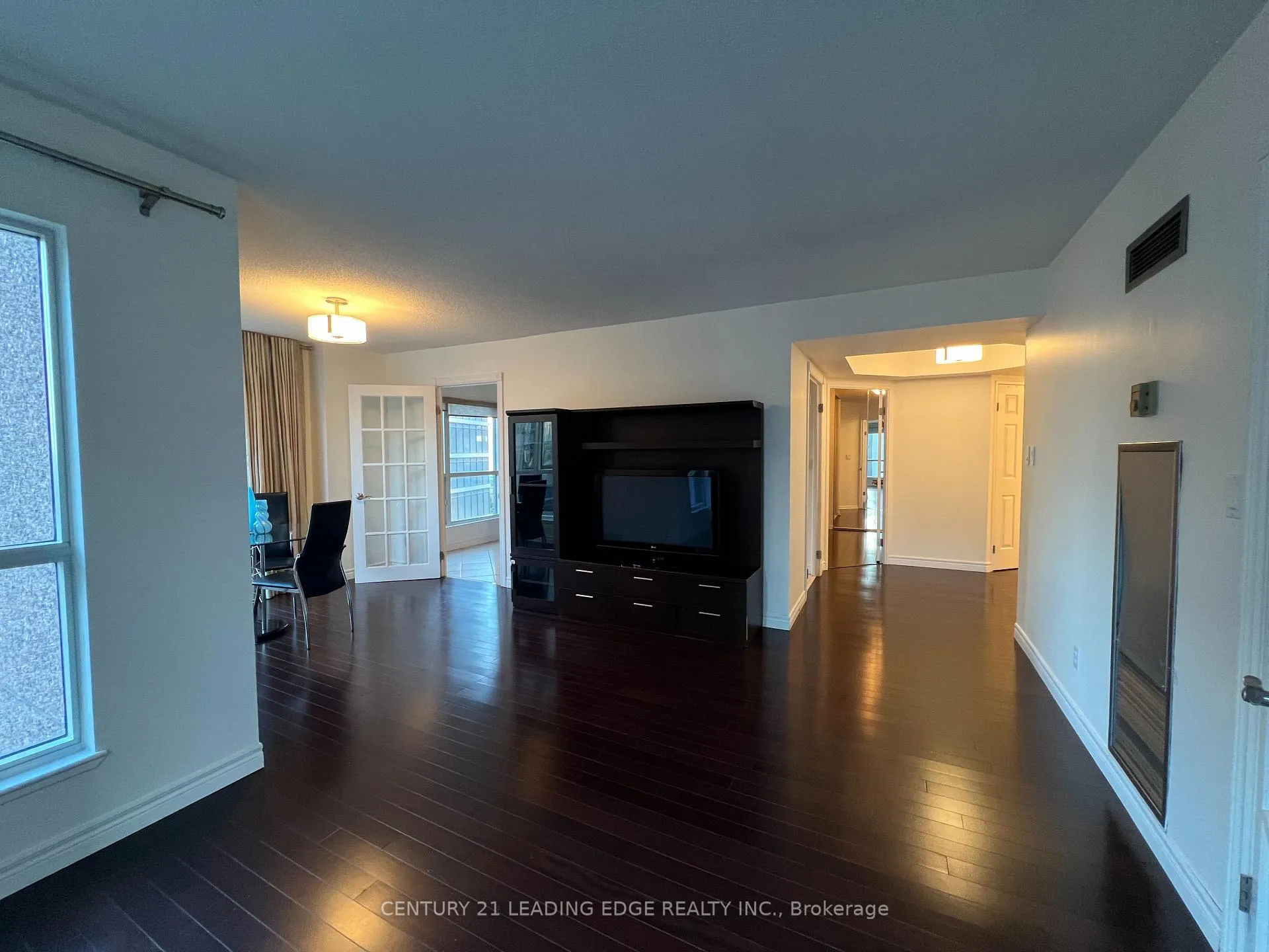 Photo 2 of Unit 1115, 7 Carlton Street, Toronto, Church-Yonge Corridor — HOMEH