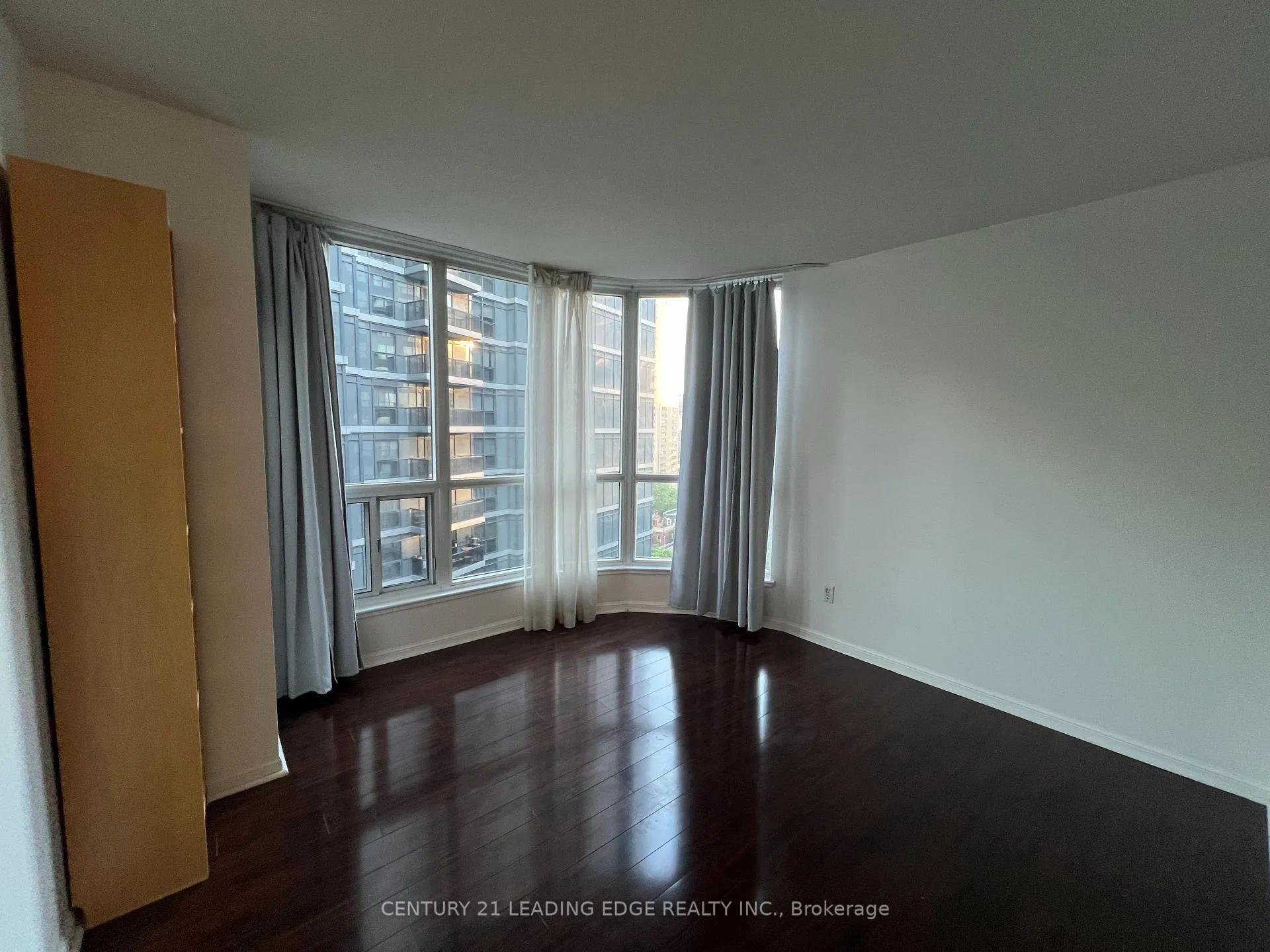 Photo 16 of Unit 1115, 7 Carlton Street, Toronto, Church-Yonge Corridor — HOMEH