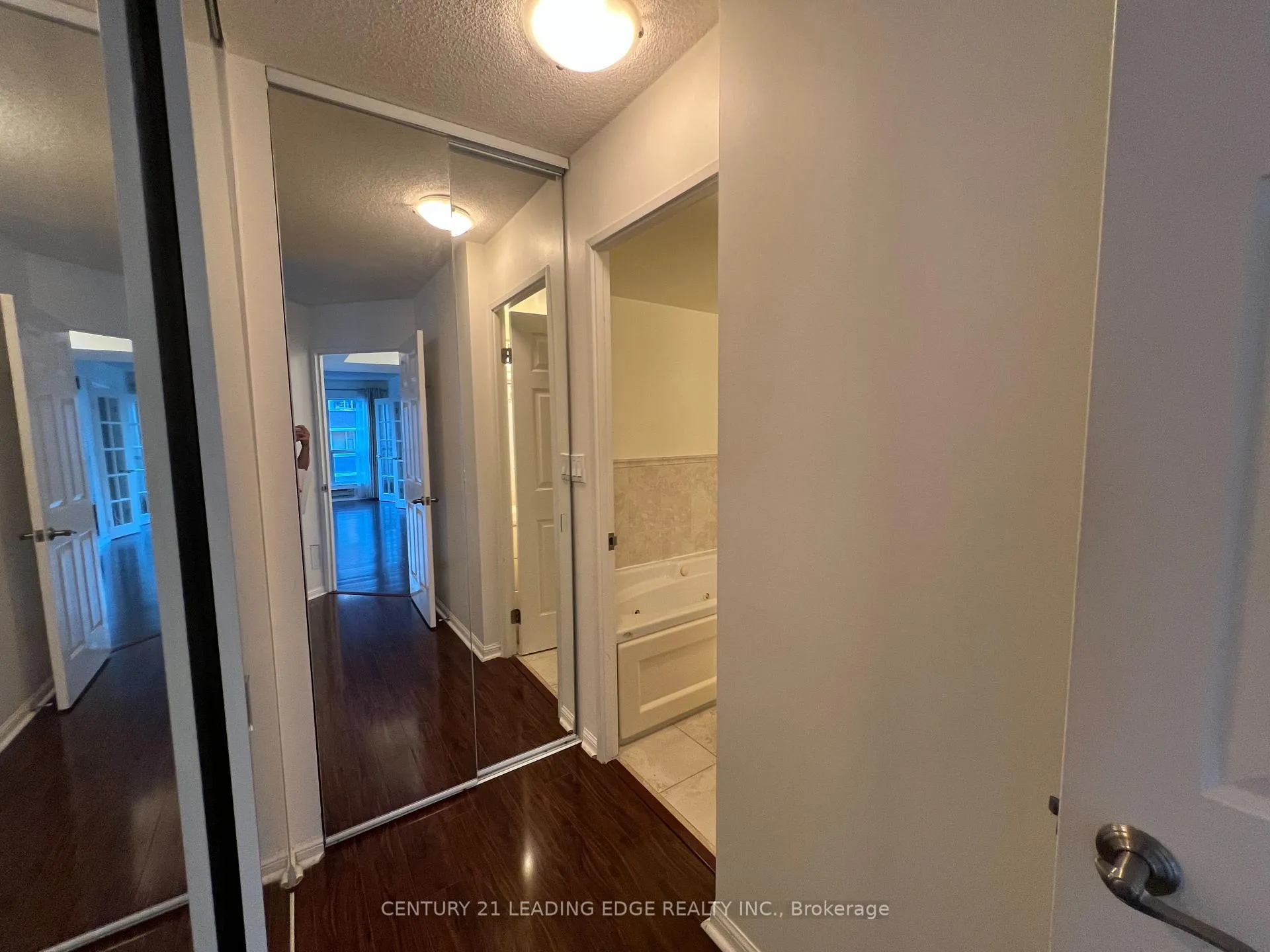 Photo 18 of Unit 1115, 7 Carlton Street, Toronto, Church-Yonge Corridor — HOMEH