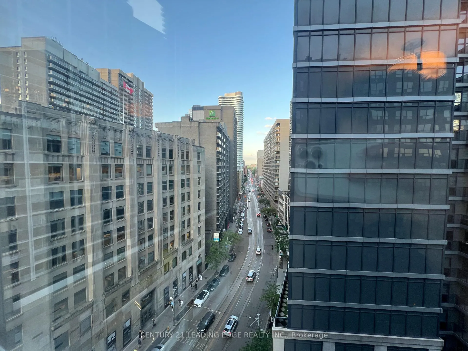 Photo 22 of Unit 1115, 7 Carlton Street, Toronto, Church-Yonge Corridor — HOMEH