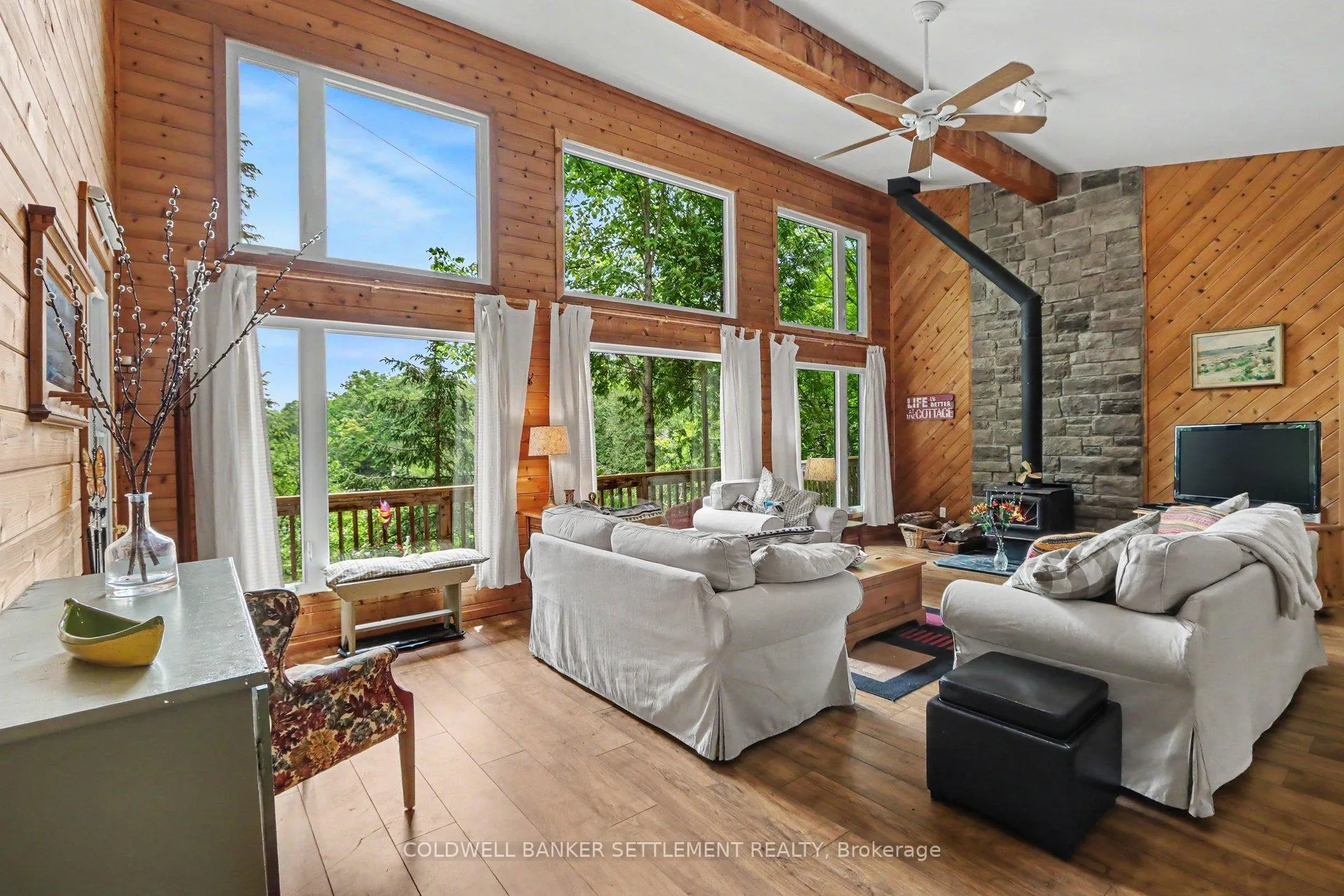 Photo 6 of 143 Horseshoe Bay, Tay Valley, Bathurst/Burgess & Sherbrooke (North Burgess) Twp — HOMEH