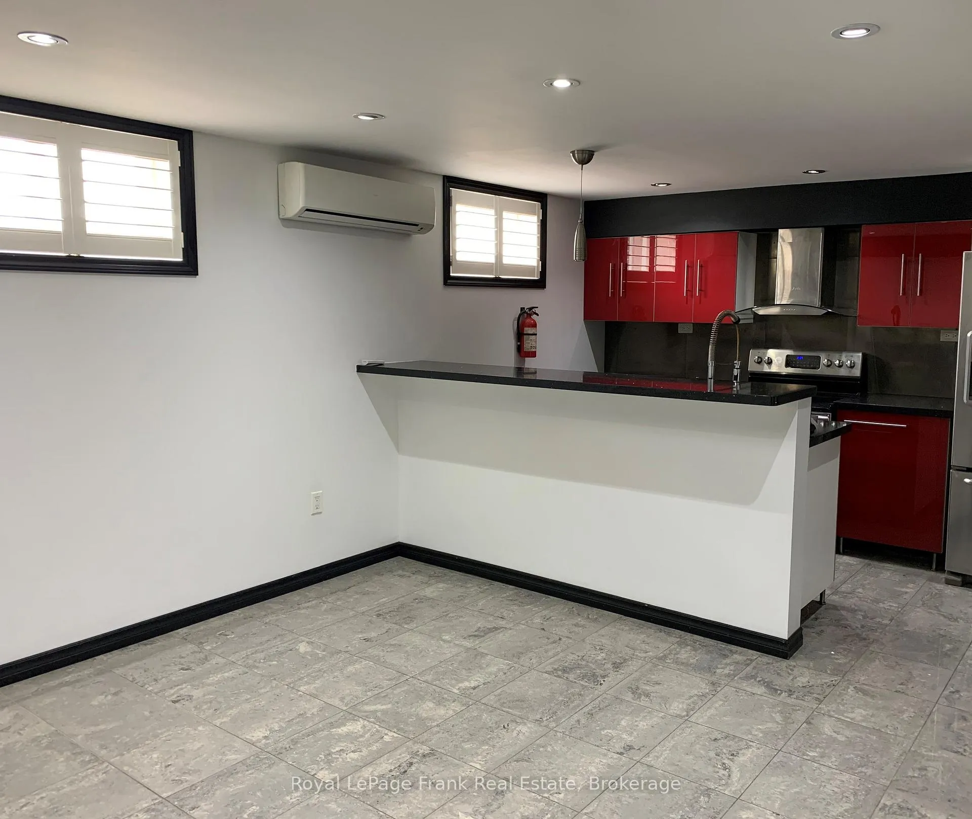 Photo 5 of Unit 4, 243 Huron Street, Oshawa, Central — HOMEH
