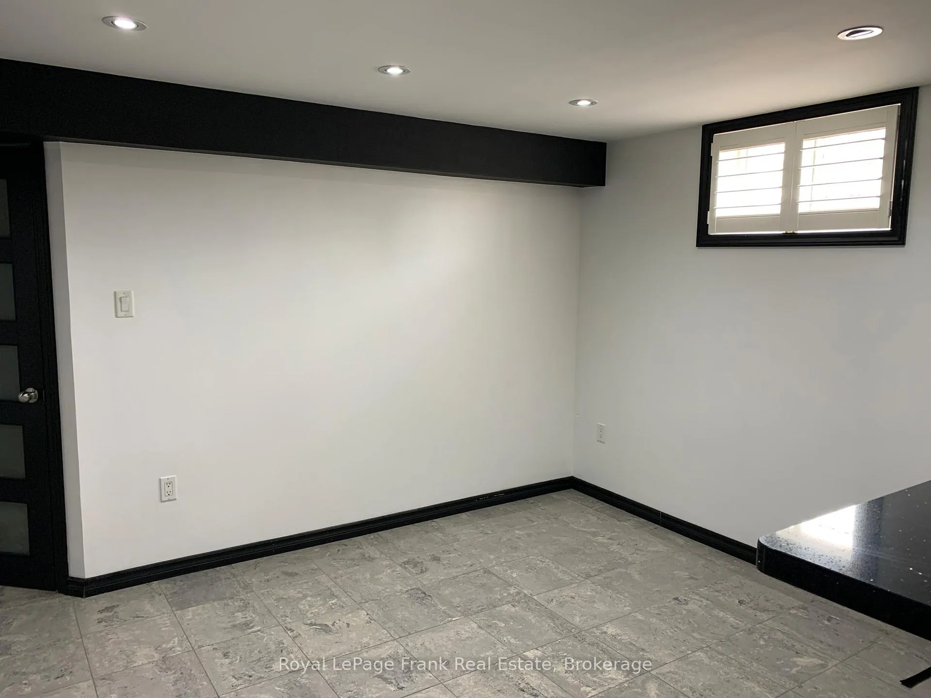 Photo 7 of Unit 4, 243 Huron Street, Oshawa, Central — HOMEH