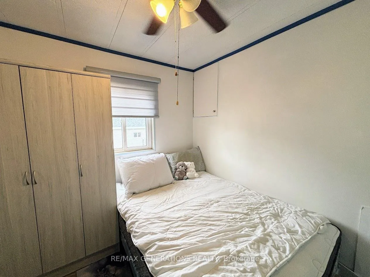 Photo 10 of 22 Jackson Crescent, Marathon — HOMEH