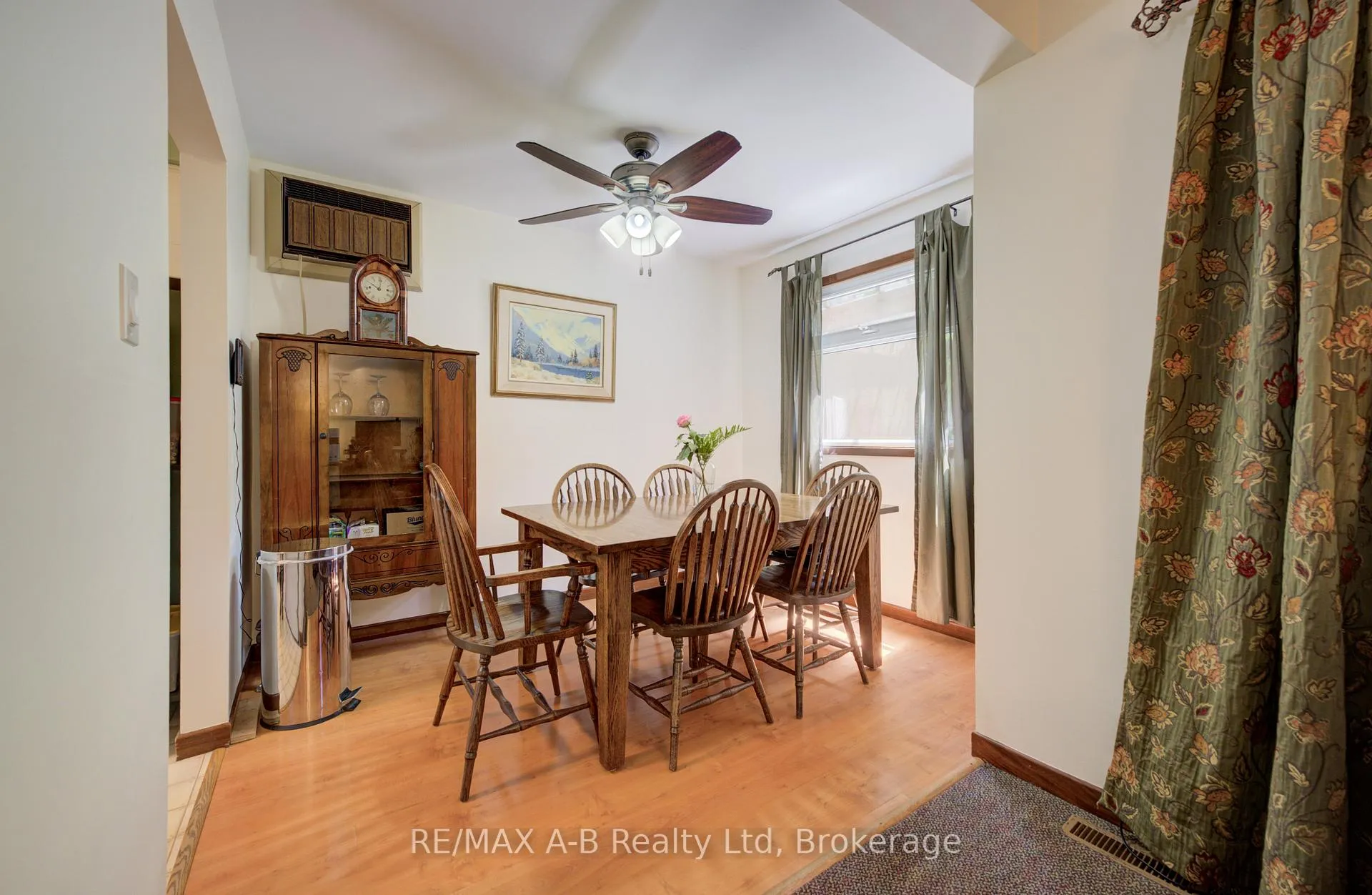 Photo 10 of 23 Galt Road, Stratford — HOMEH