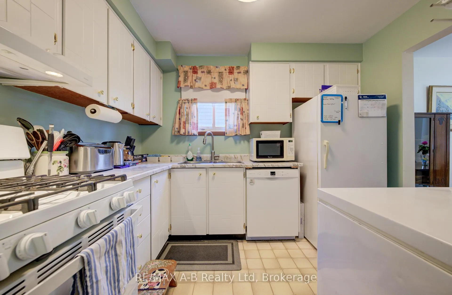 Photo 14 of 23 Galt Road, Stratford — HOMEH