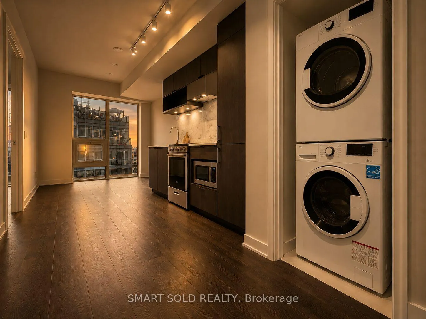 Photo 6 of Unit 1207, 100 Queen Street E, Toronto, Church-Yonge Corridor — HOMEH