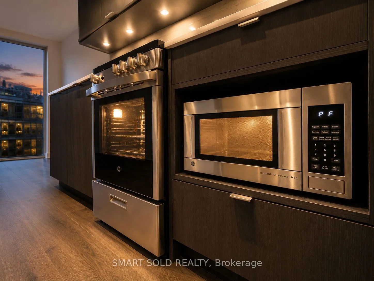 Photo 10 of Unit 1207, 100 Queen Street E, Toronto, Church-Yonge Corridor — HOMEH