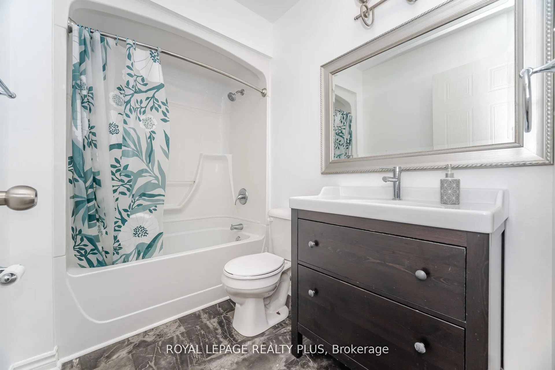 Photo 29 of 35 Jerry Drive, Cambridge, Hespeler Village — HOMEH