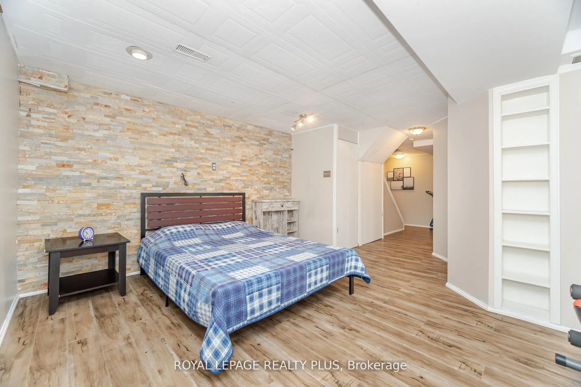Photo 32 of 35 Jerry Drive, Cambridge, Hespeler Village — HOMEH