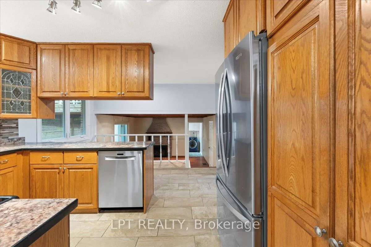 Photo 11 of 1432 Wallbridge Loyalist Road, Quinte West, Sidney Ward — HOMEH