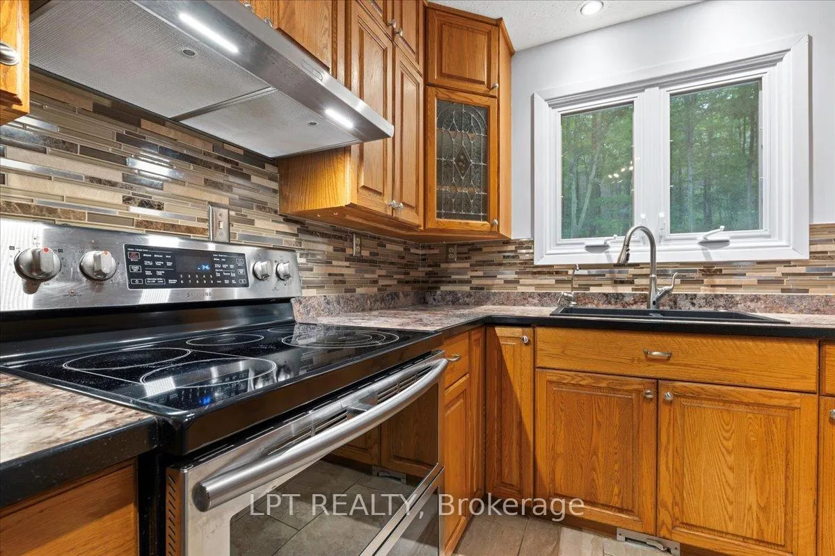 Photo 13 of 1432 Wallbridge Loyalist Road, Quinte West, Sidney Ward — HOMEH