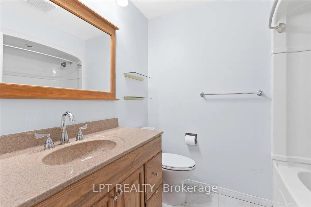 Photo 26 of 1432 Wallbridge Loyalist Road, Quinte West, Sidney Ward — HOMEH