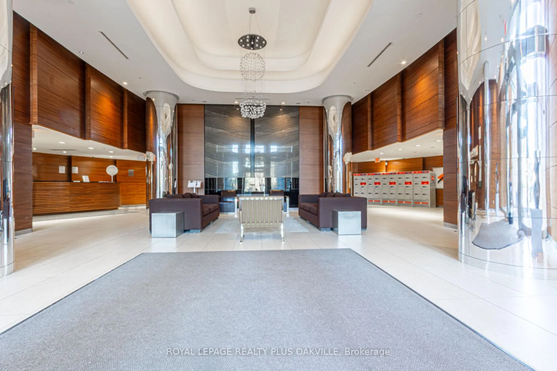 Photo 2 of Unit 510, 5 Valhalla Inn Road, Etobicoke, Islington-City Centre West — HOMEH