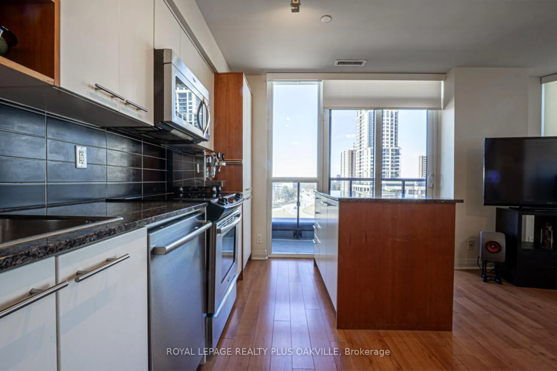 Photo 22 of Unit 510, 5 Valhalla Inn Road, Etobicoke, Islington-City Centre West — HOMEH