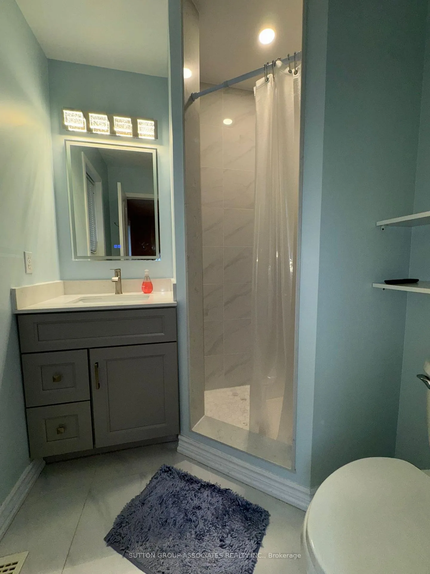 Photo 9 of 11 Nakina Way, Markham, Village Green-South Unionville — HOMEH