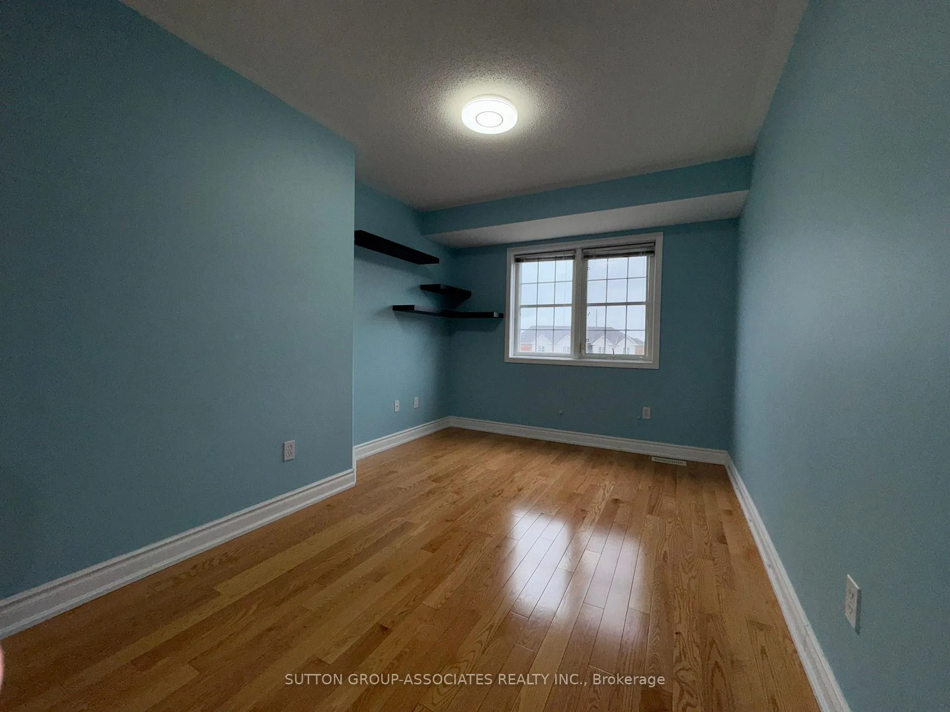 Photo 11 of 11 Nakina Way, Markham, Village Green-South Unionville — HOMEH