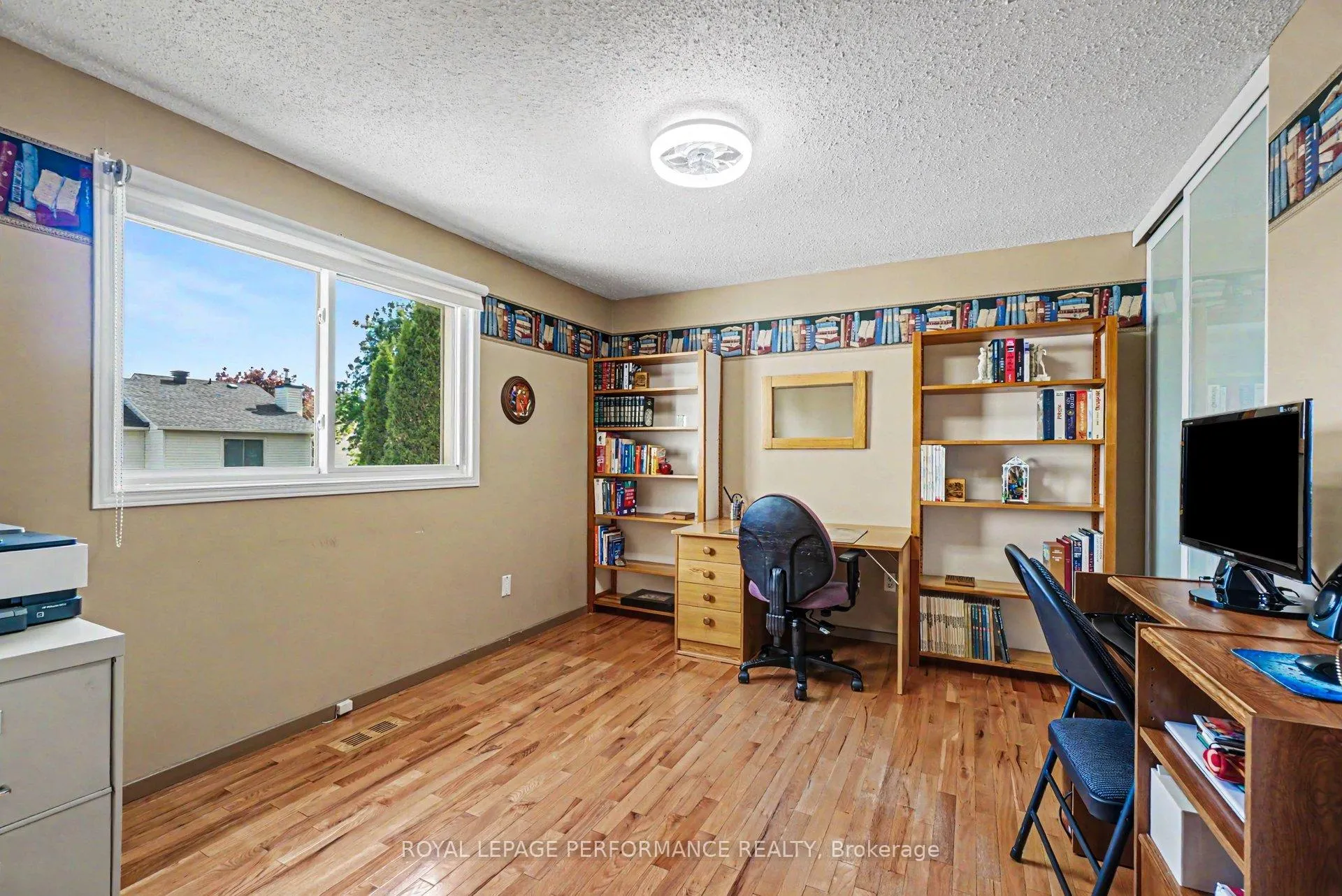 Photo 26 of 1689 Boisbriand Crescent, Ottawa, Chateauneuf — HOMEH