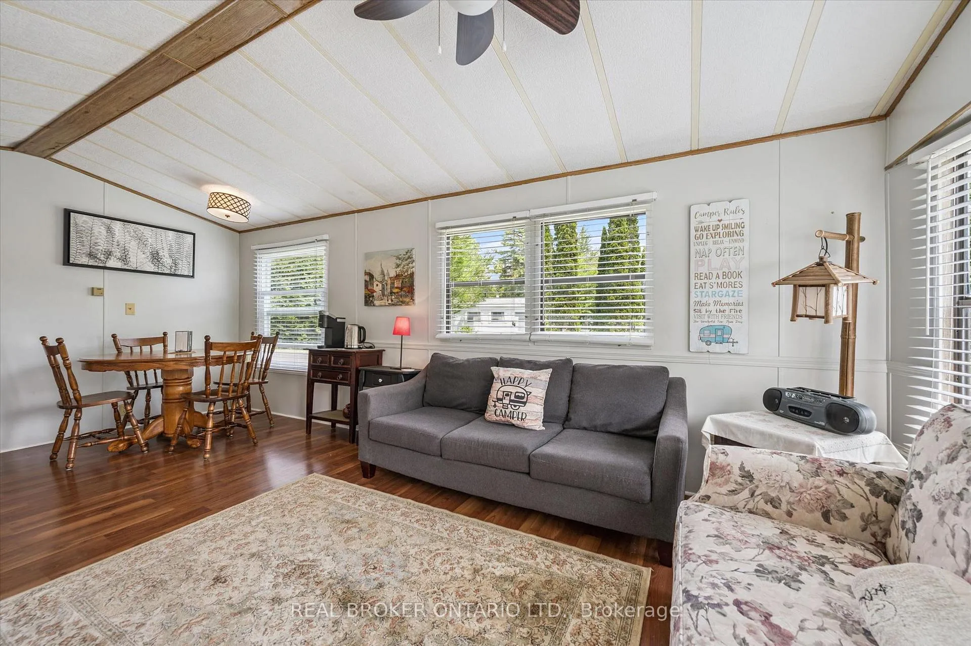 Photo 5 of 157 Cedar Crescent, Centre Wellington, Rural Centre Wellington East — HOMEH