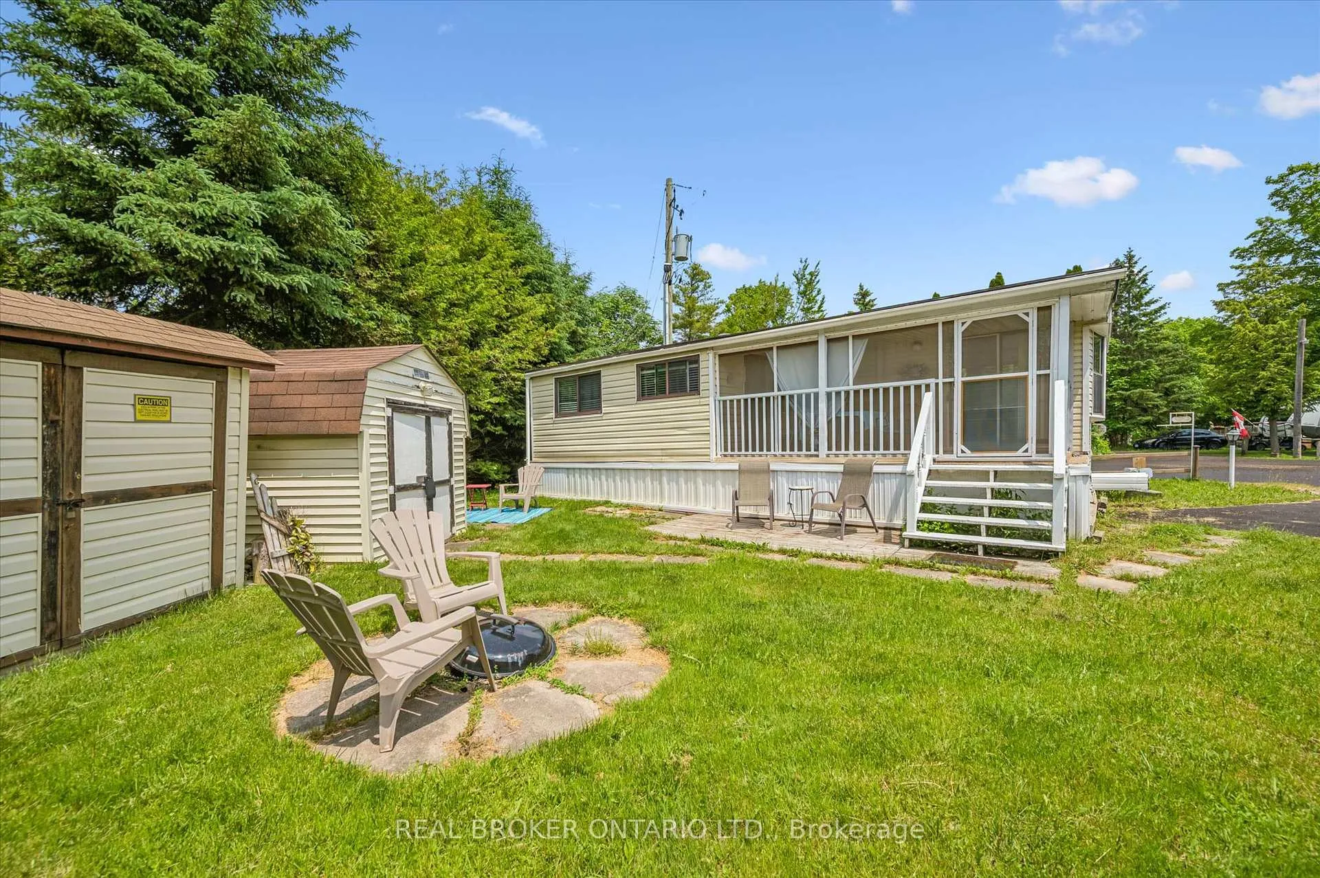 Photo 14 of 157 Cedar Crescent, Centre Wellington, Rural Centre Wellington East — HOMEH