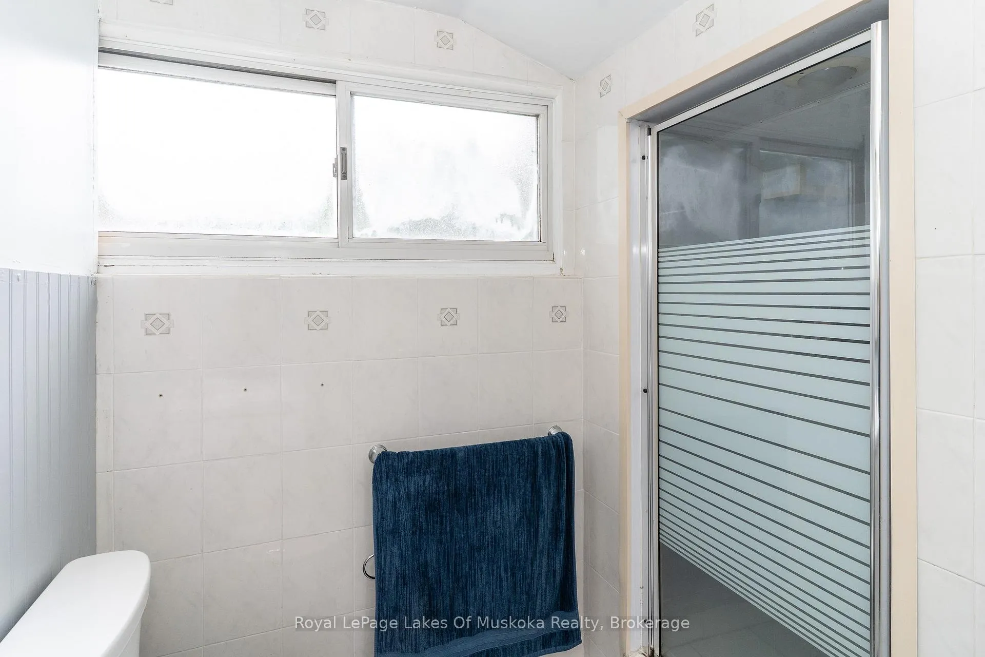 Photo 19 of 1136 Springdale Shores Private, Bracebridge, Macaulay — HOMEH