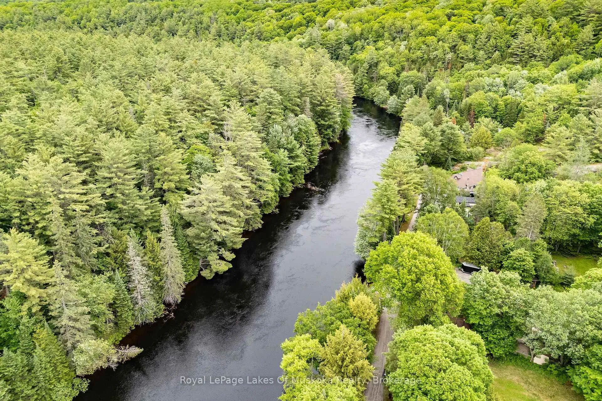 Photo 26 of 1136 Springdale Shores Private, Bracebridge, Macaulay — HOMEH