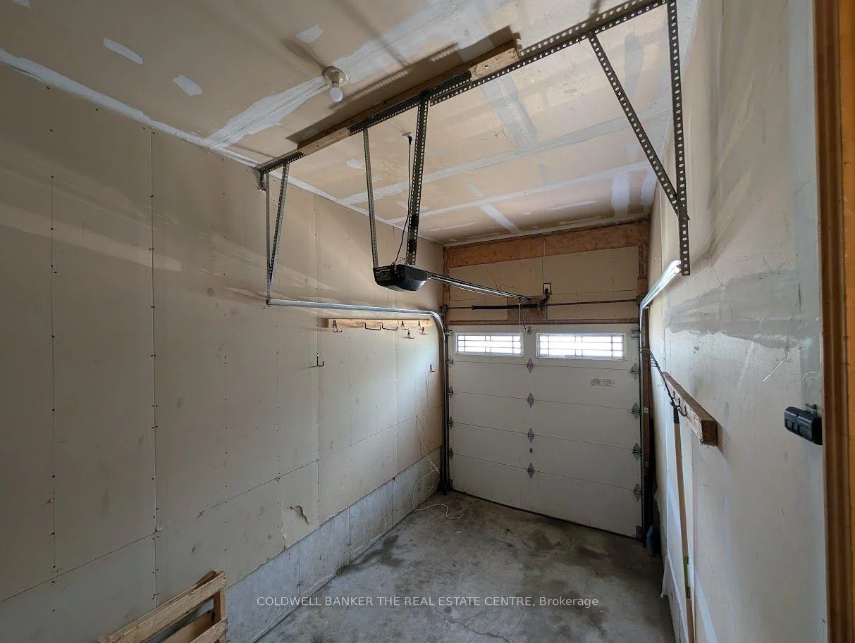Photo 30 of 1848 Lamstone St Street, Innisfil, Alcona — HOMEH