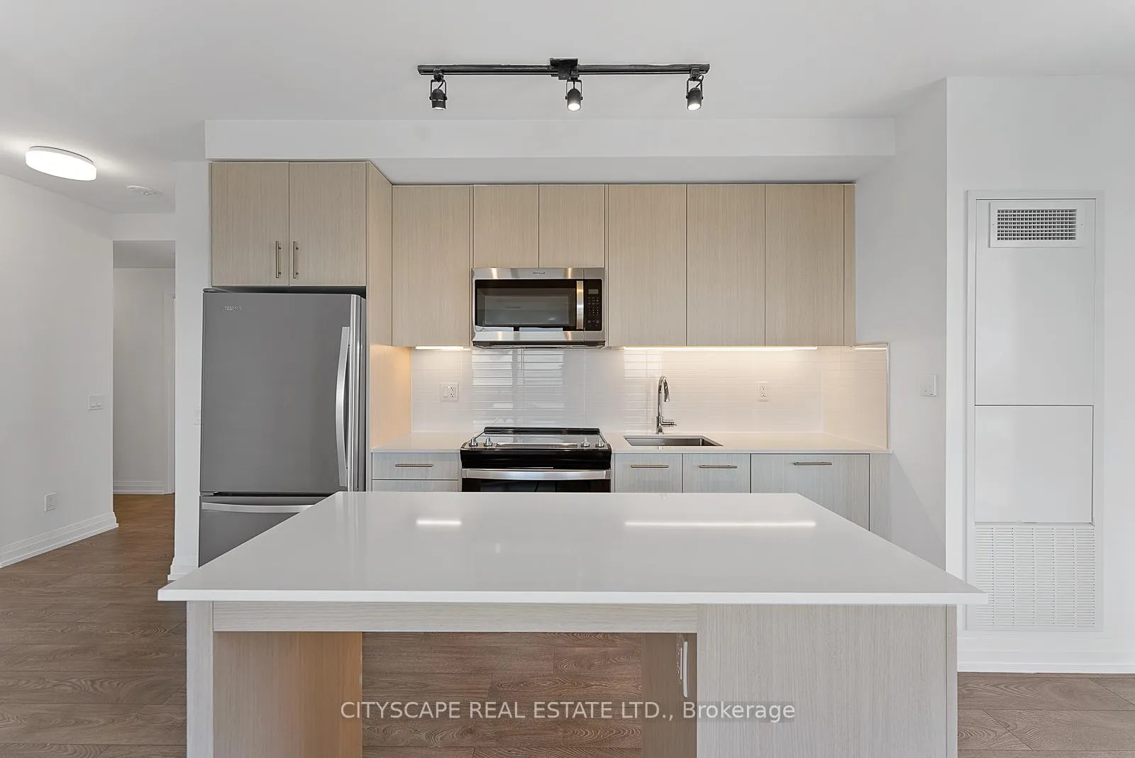 Photo 8 of Unit 2007, 286 Main Street, Toronto, East End-Danforth — HOMEH